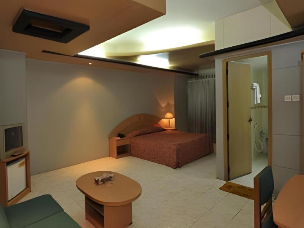 Hotel Tower Inn, Čitágáon Exteriér fotografie